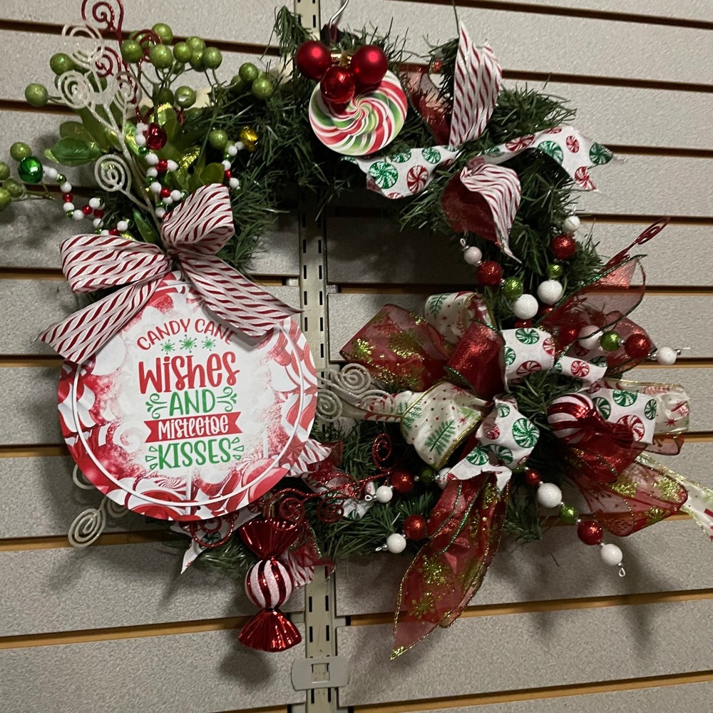Christmas Wreath Candy Cane Wishes Mistletoe Kisses Holiday Decor Home  14‎ in